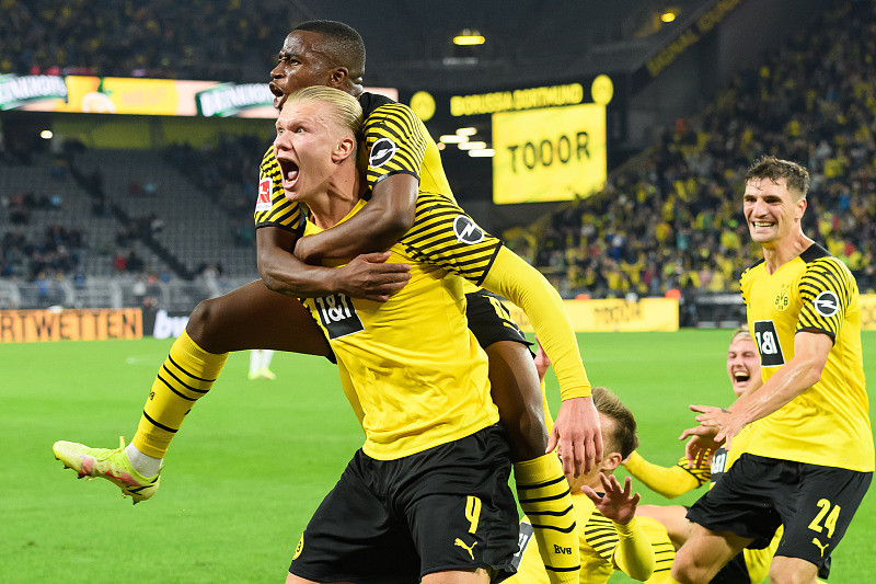  多特蒙德冬窗豪购，亿元攻击手压哨加盟  